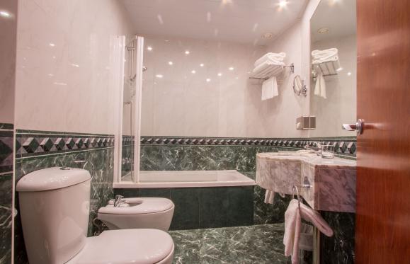 Triple Room (children)