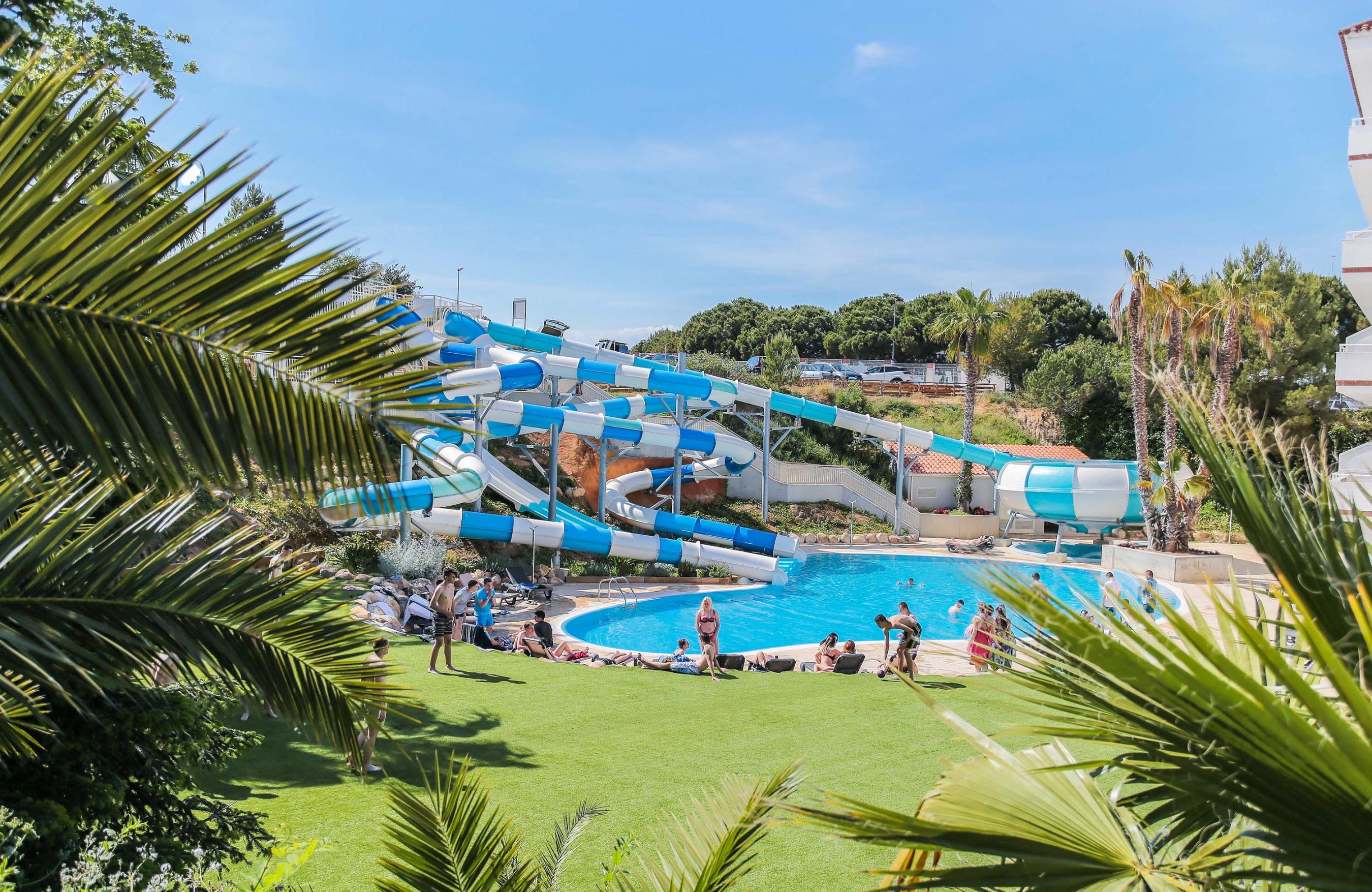 AQUASPLASH hôtel avec parc aquatique à Lloret de Mar Garbí Hotels