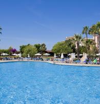 Piscine extérieure de l'Hôtel Garbí Cala Millor