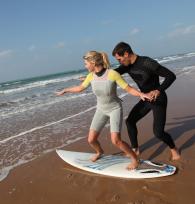 Clases de surf Hotel Garbí Costa Luz Cádiz
