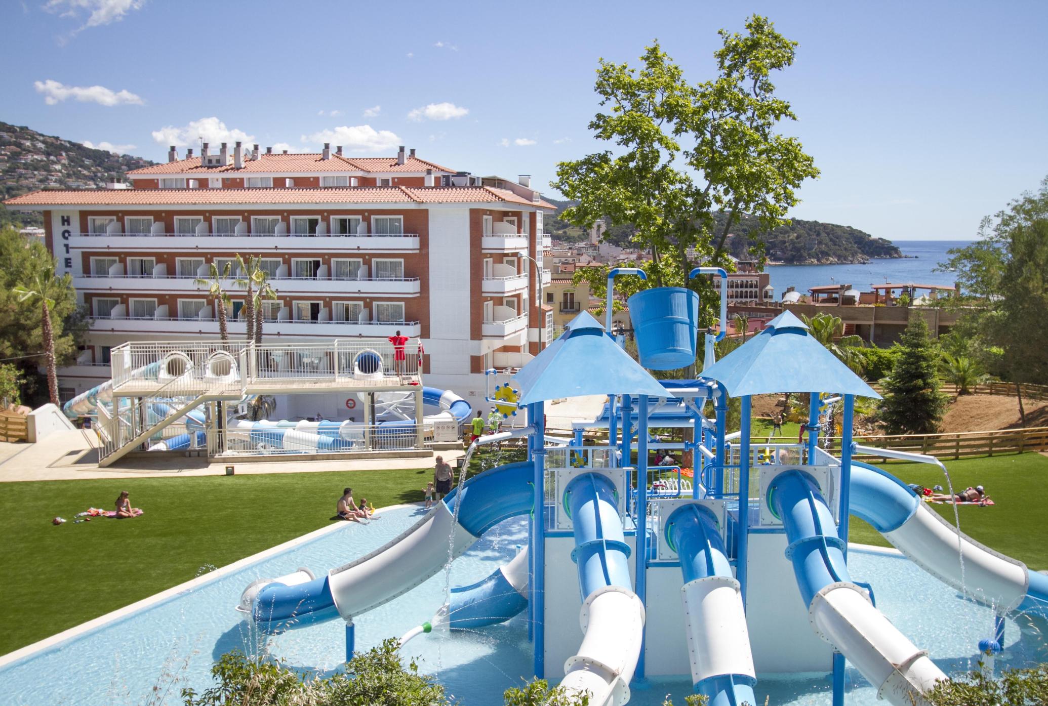 Hotel Gran Garbí Mar Hotel para familias con niños en Lloret de Mar Hotel Gran Garbí Mar Hotel para familias con niños en Lloret de Mar