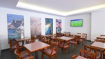 Bar of the Hotel Gran Garbí