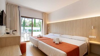 Photo gallery of Hotel Gran Garbí