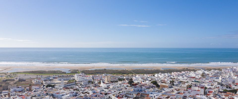 Conil de la Frontera, light of the south by the sea